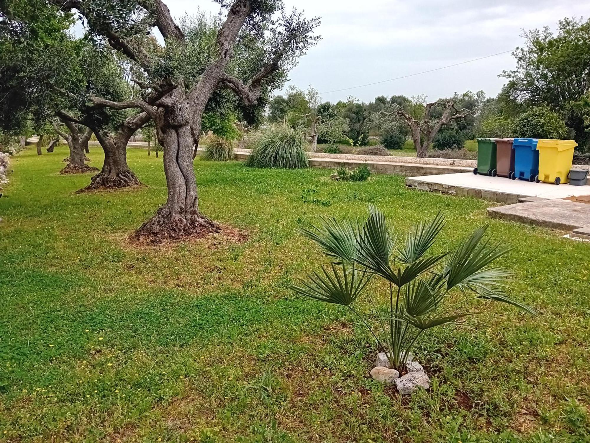 Villa Il Leccio - Trulli Cisternino Exterior foto